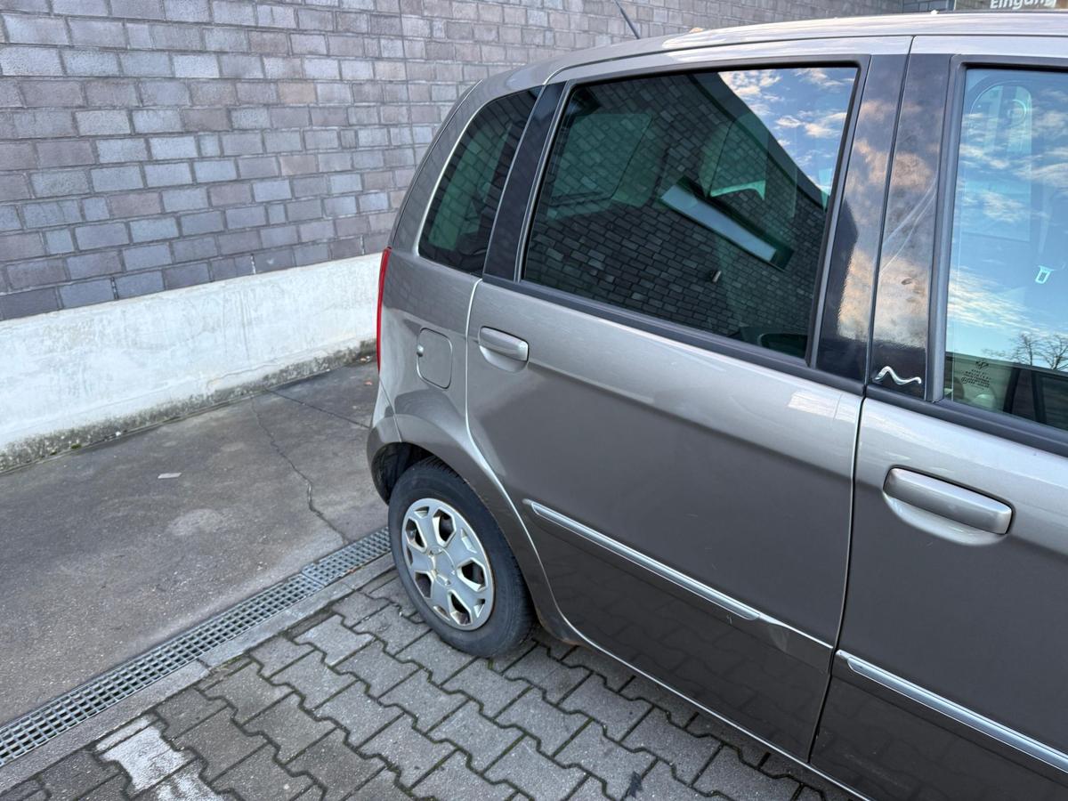 Lancia Musa original T&uuml;r hinten rechts 690 Grigio Rossini Rohbau BJ07